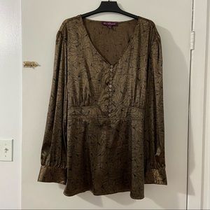 GLORIA VANDERBILT Brown leaf print blouse